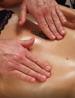 Formation pratique très riche en massage ayurvédique à Paris