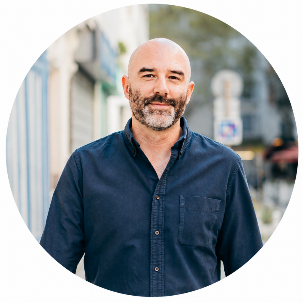 Mickael Darthiail, formateur en massages ayurvédiques